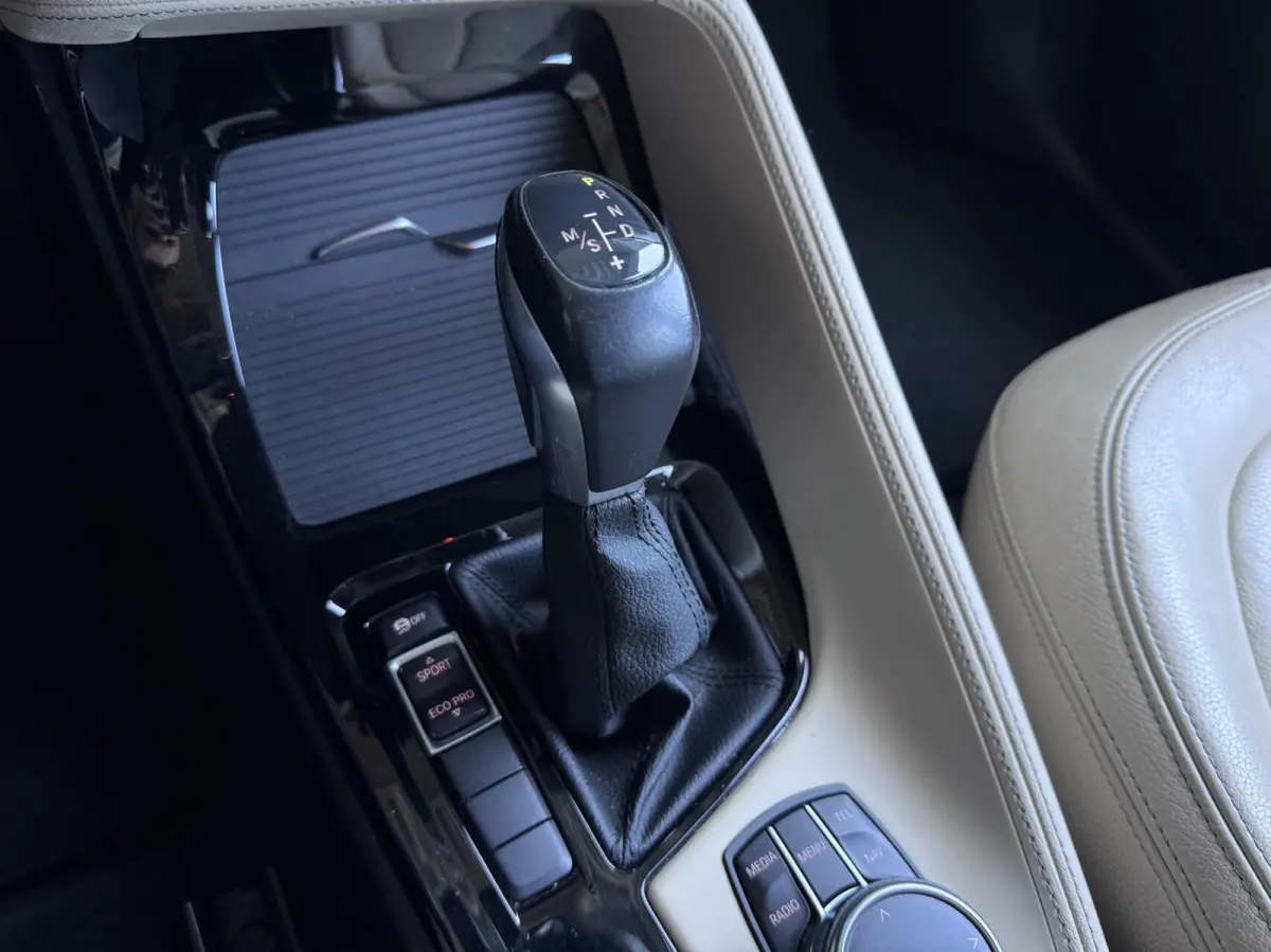 sDrive20i High Exe NL AUTO|AUTOMAAT|PANO|AFN. HAAK|HUD