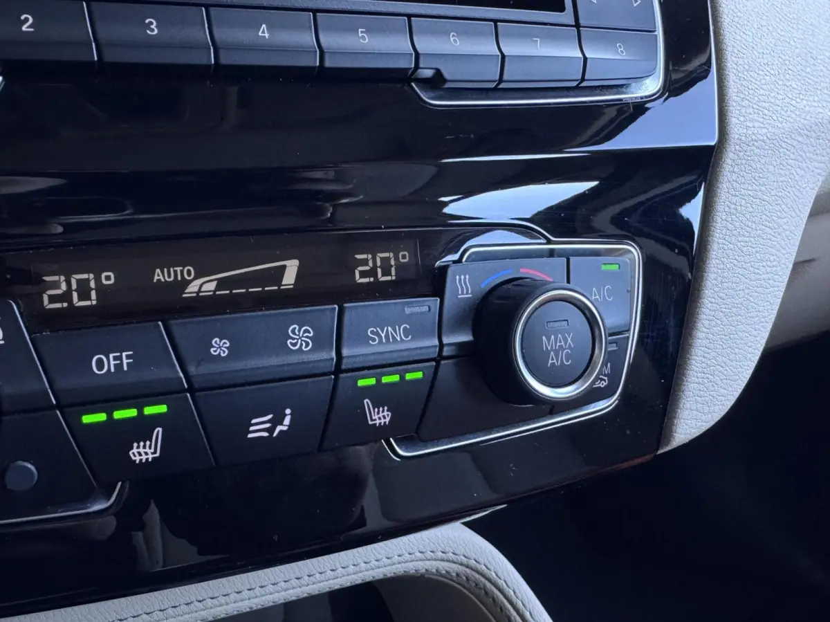 sDrive20i High Exe NL AUTO|AUTOMAAT|PANO|AFN. HAAK|HUD