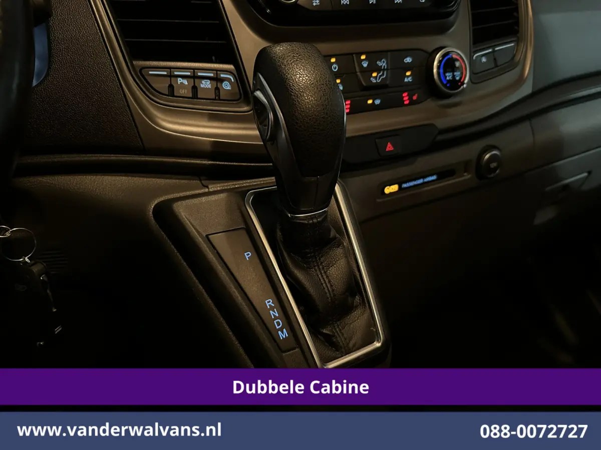 2.0 TDCI 131pk Automaat L2H1 Dubbele Cabine Euro6 Airco | 6-Zits | Camera | Navigatie | Apple Carplay Android Auto, Xenon, Cruisecontrol, Stoelverwarming, Verwarmde voorruit, Parkeersensoren