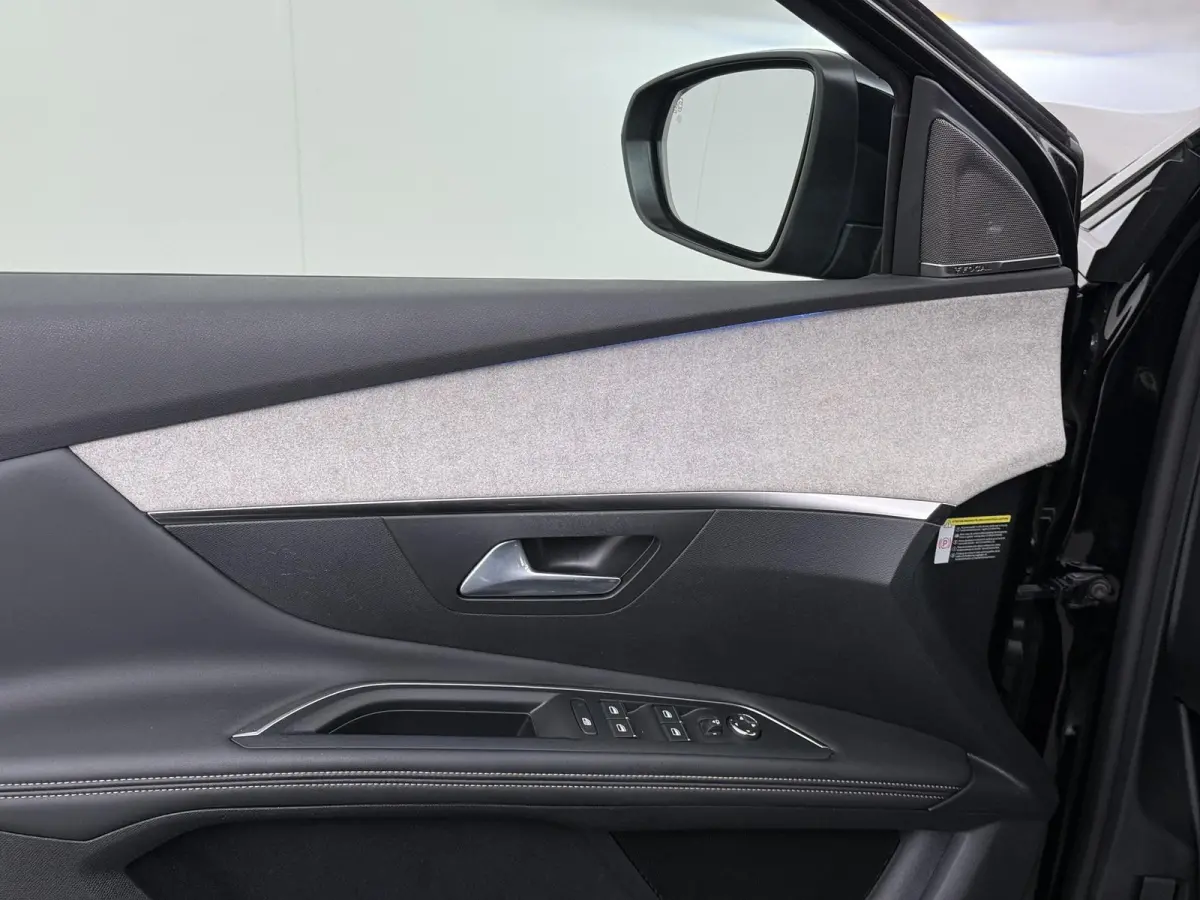 130pk GT Automaat | 1ste eigenaar | FOCAL Audio | Camera | Stoelverwarming | Navigatie | LED lampen | Adaptieve Cruise Control