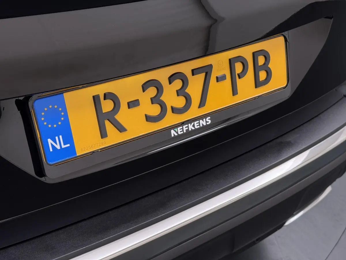130pk GT Automaat | 1ste eigenaar | FOCAL Audio | Camera | Stoelverwarming | Navigatie | LED lampen | Adaptieve Cruise Control