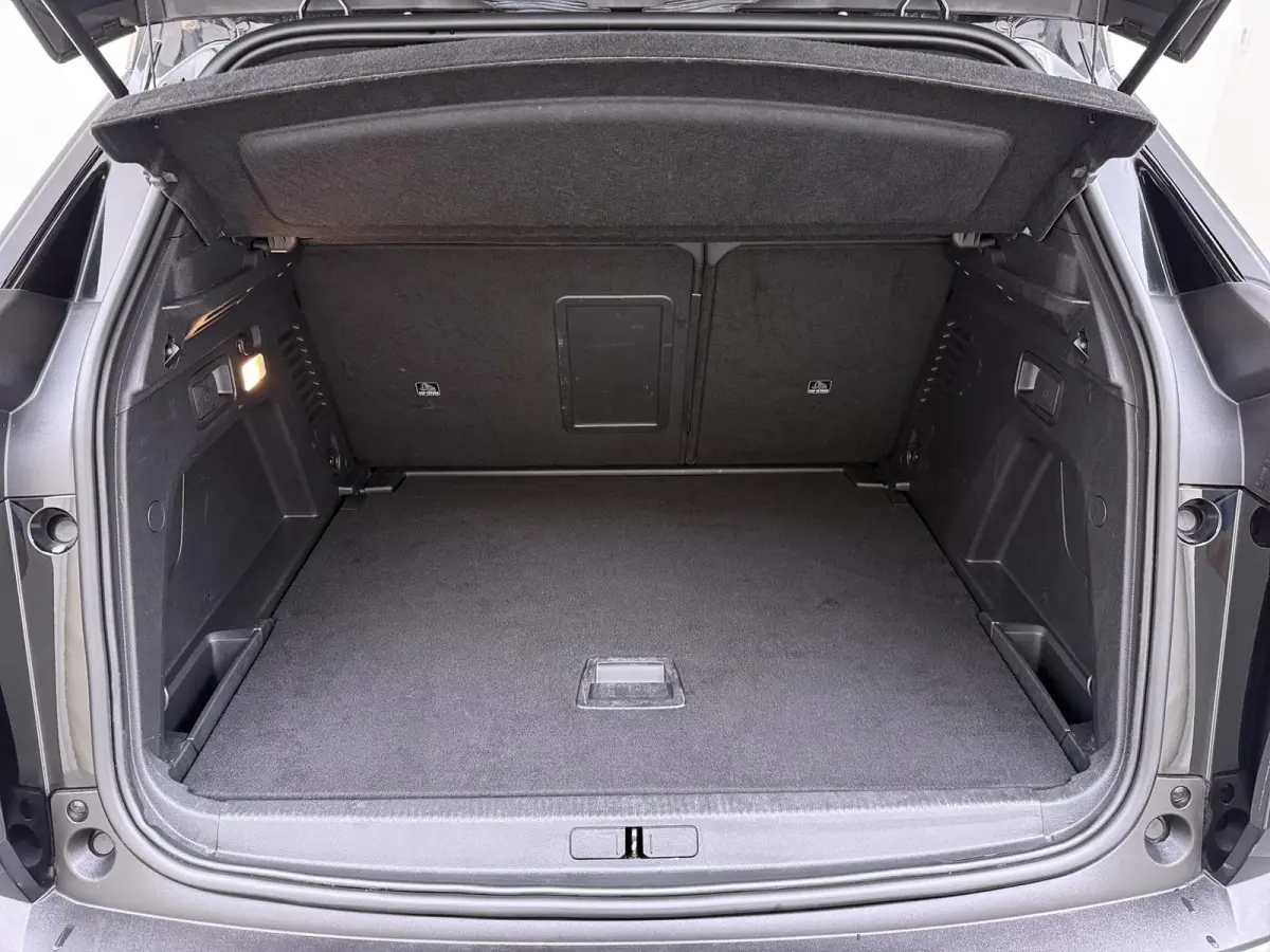 130pk GT Automaat | 1ste eigenaar | FOCAL Audio | Camera | Stoelverwarming | Navigatie | LED lampen | Adaptieve Cruise Control