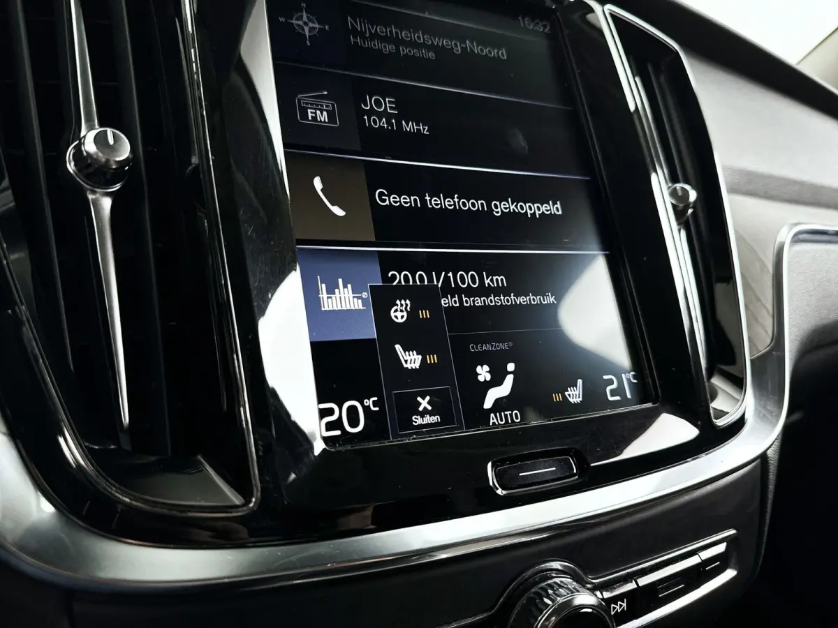 T5 Inscription | Parkeercamera | Stoel- en stuurverwarming | Navigatie | Cruise control