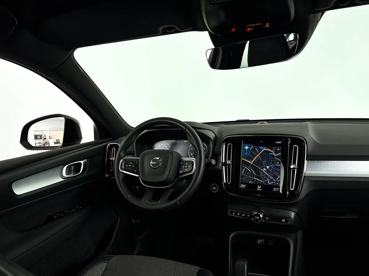 B3 Momentum | Park assist | Cruise control | Navigatie