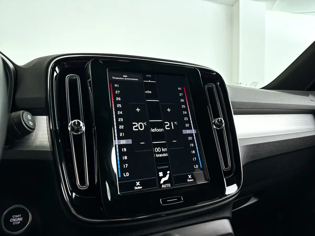 B3 Momentum | Park assist | Cruise control | Navigatie