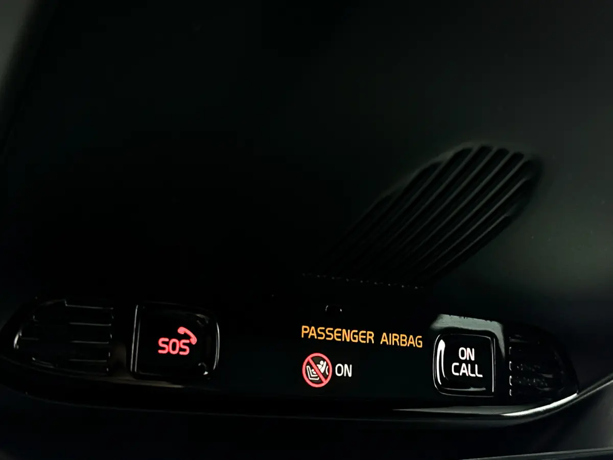 B3 Momentum | Park assist | Cruise control | Navigatie