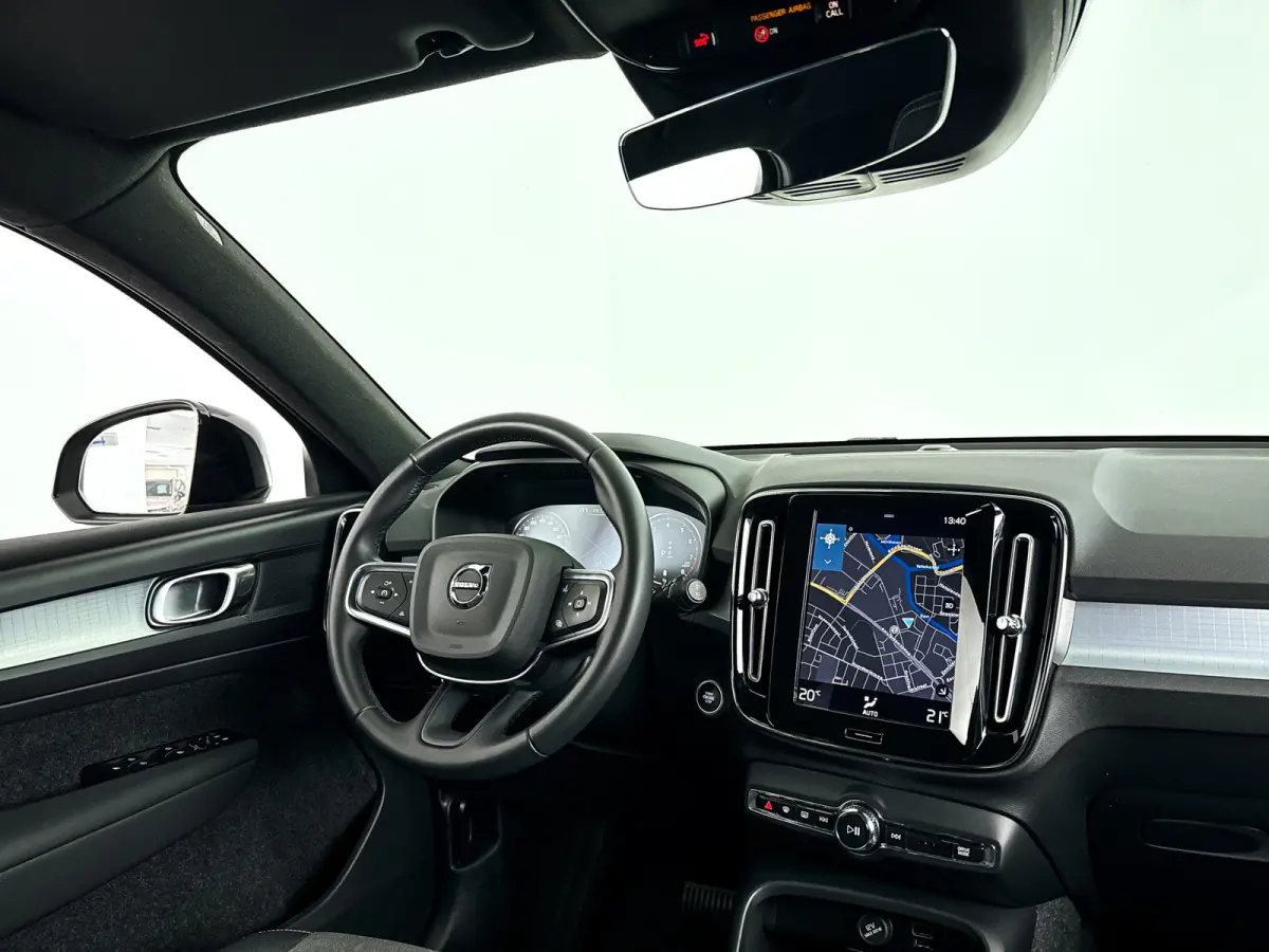 B3 Momentum | Park assist | Cruise control | Navigatie