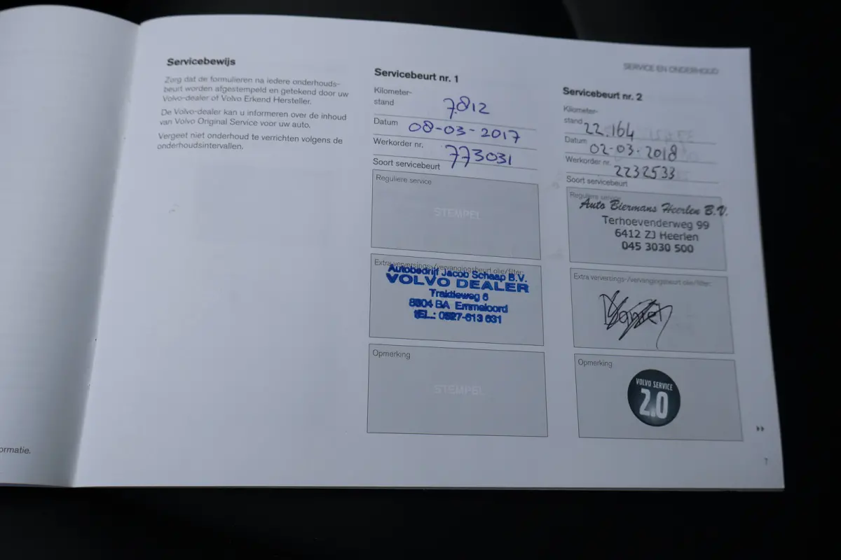 2.0 T3 R-Design UNIEK! - Bomvolle auto!! - Standkachel - Adap. Cruise - Pano