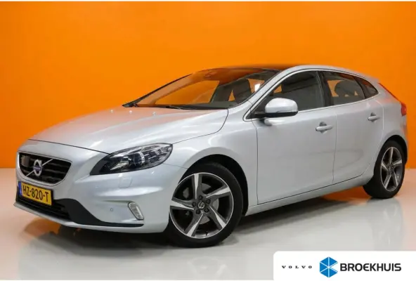 2.0 T3 R-Design UNIEK! - Bomvolle auto!! - Standkachel - Adap. Cruise - Pano