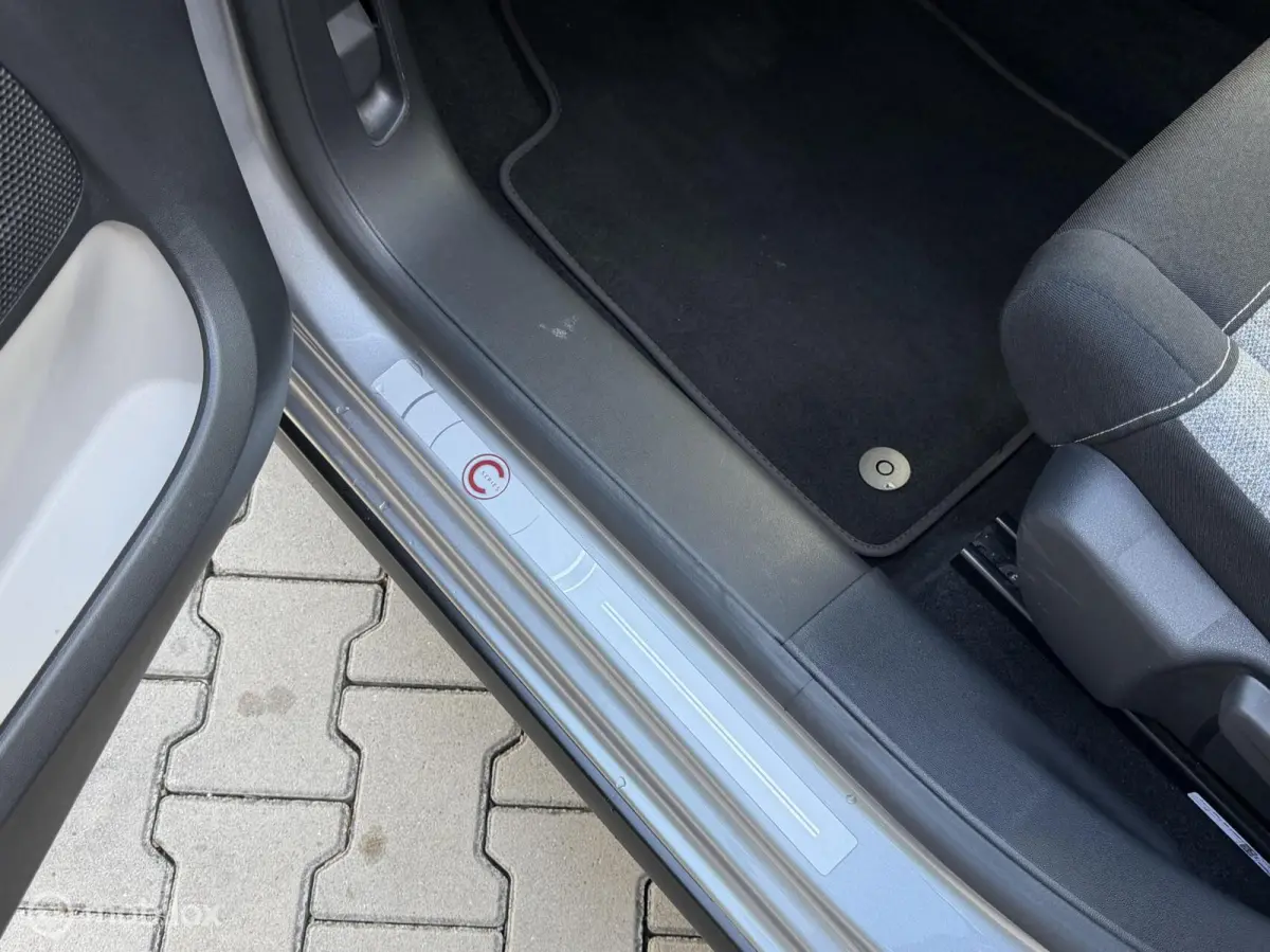 1.2 110PK C-Series | CRUISE | CARPLAY | NAVI |