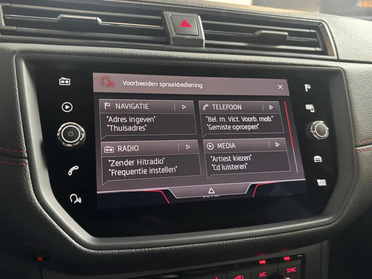1.0 TSI 115 pk DSG FR Buss Intense | Navi | Cruise | Camera | PDC | CarPlay | 17" | 1e Eig | Org NL |