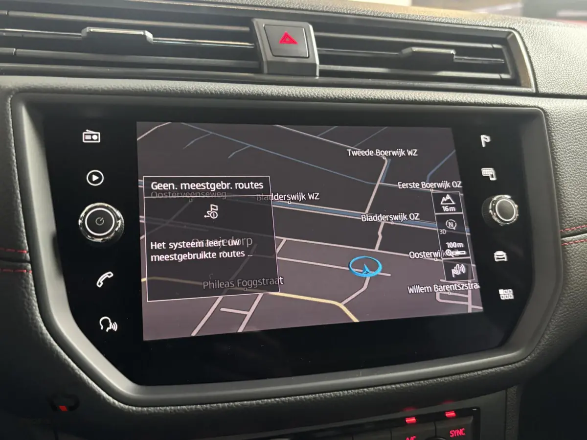 1.0 TSI 115 pk DSG FR Buss Intense | Navi | Cruise | Camera | PDC | CarPlay | 17" | 1e Eig | Org NL |