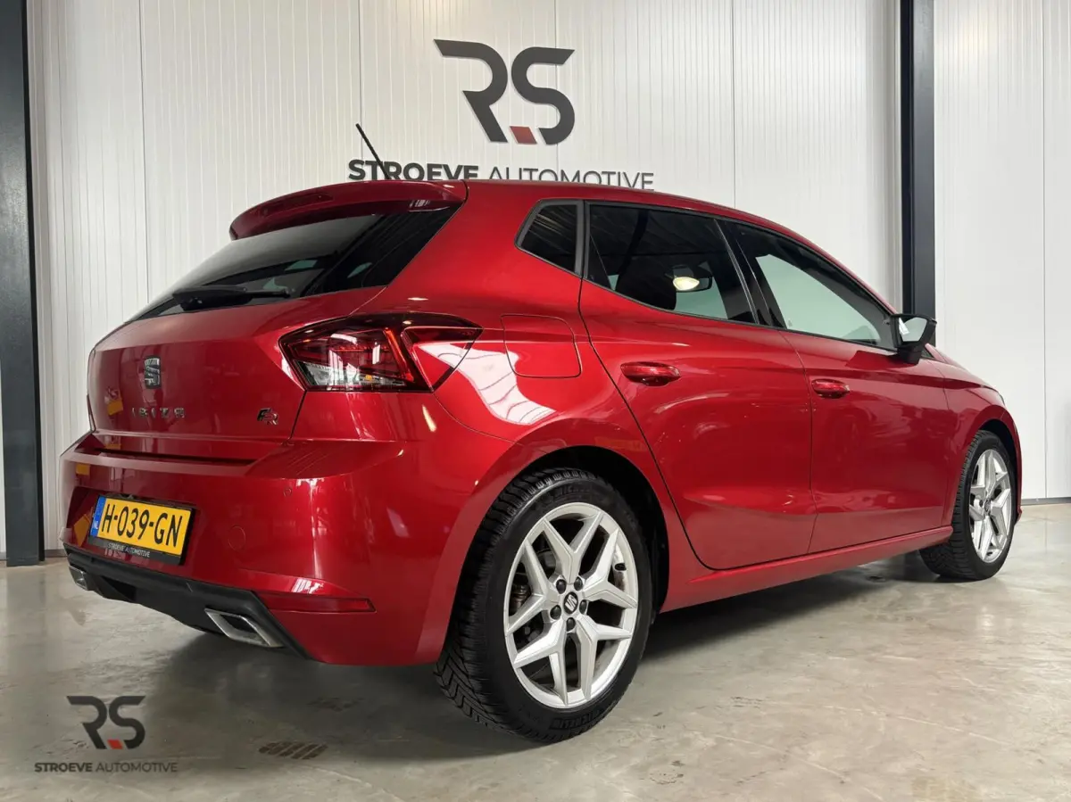 1.0 TSI 115 pk DSG FR Buss Intense | Navi | Cruise | Camera | PDC | CarPlay | 17" | 1e Eig | Org NL |