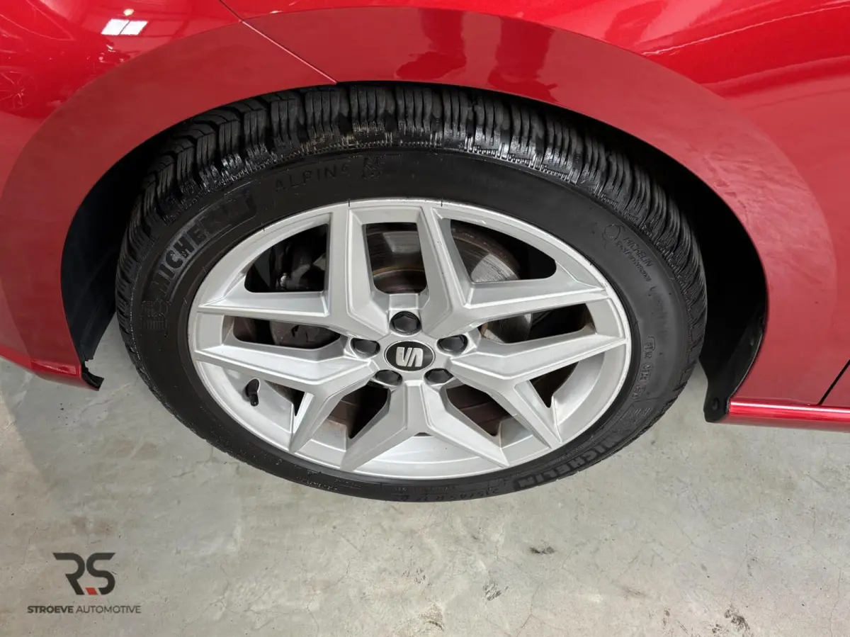 1.0 TSI 115 pk DSG FR Buss Intense | Navi | Cruise | Camera | PDC | CarPlay | 17" | 1e Eig | Org NL |