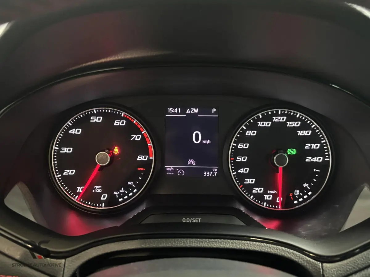 1.0 TSI 115 pk DSG FR Buss Intense | Navi | Cruise | Camera | PDC | CarPlay | 17" | 1e Eig | Org NL |