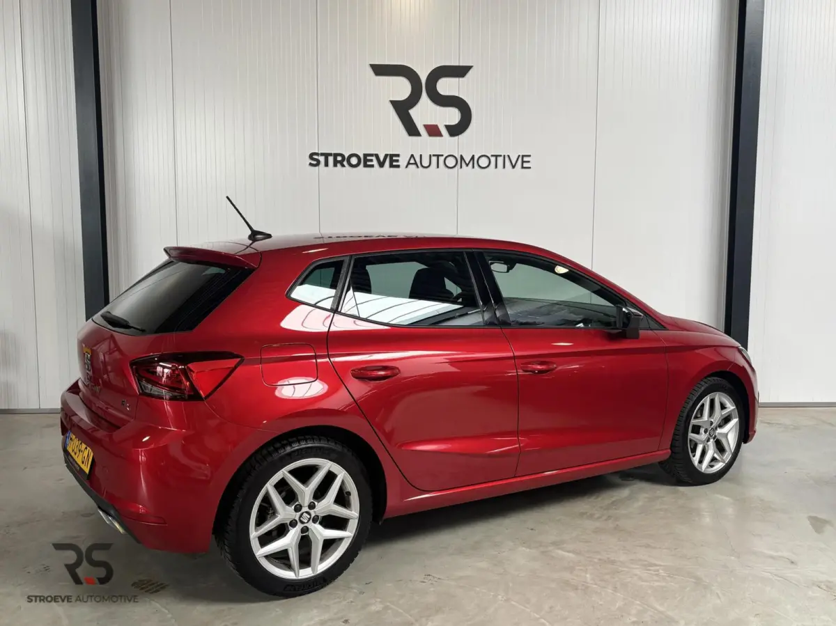 1.0 TSI 115 pk DSG FR Buss Intense | Navi | Cruise | Camera | PDC | CarPlay | 17" | 1e Eig | Org NL |