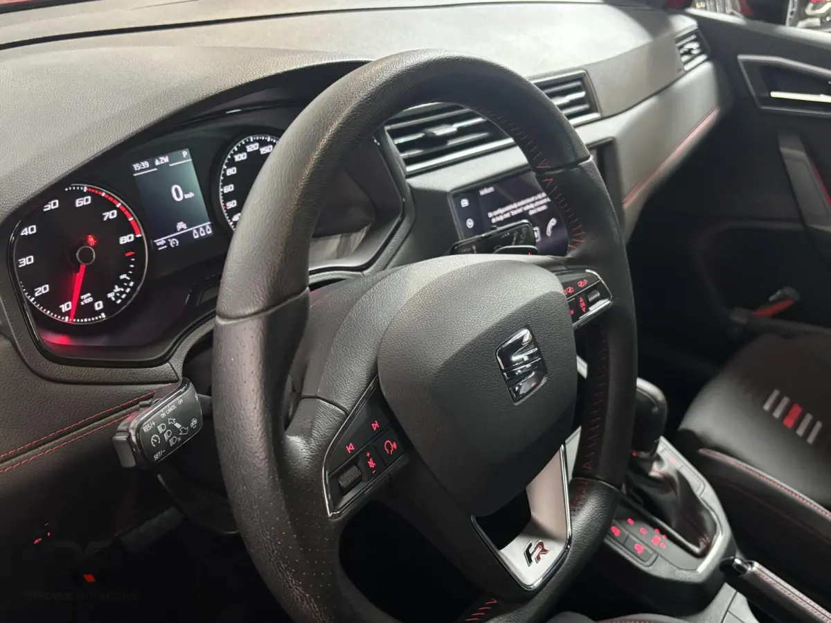 1.0 TSI 115 pk DSG FR Buss Intense | Navi | Cruise | Camera | PDC | CarPlay | 17" | 1e Eig | Org NL |