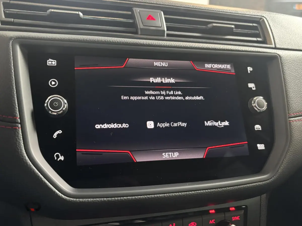 1.0 TSI 115 pk DSG FR Buss Intense | Navi | Cruise | Camera | PDC | CarPlay | 17" | 1e Eig | Org NL |