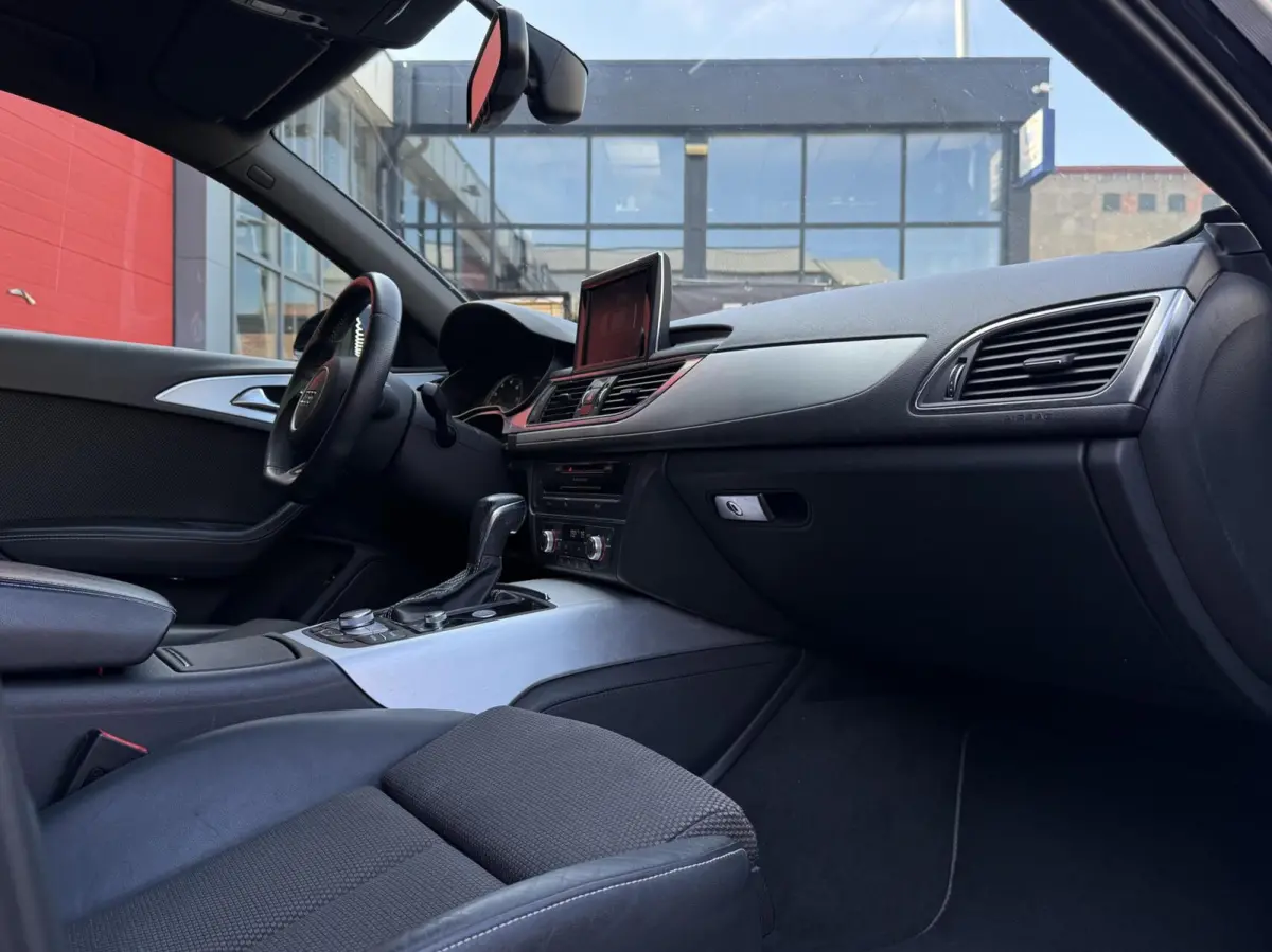 1.8 TFSI ultra Advance Sport