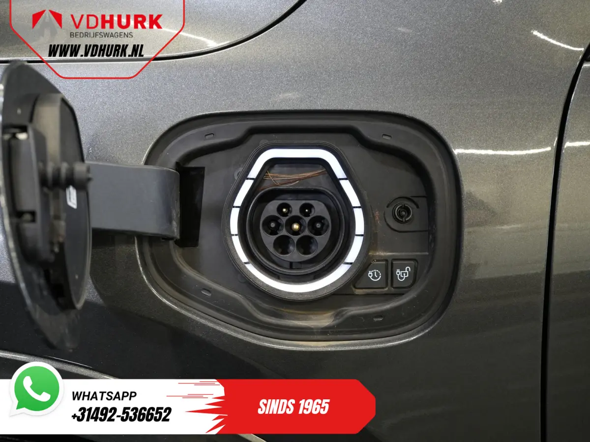 2.5 PHEV 225 pk ST-Line LED/ Head-Up/ Adapt.cruise/ Keyless/ Elek.klep/ Stoelverw/ Stuurverw./ Carplay/ Navi/ Climate/ PDC
