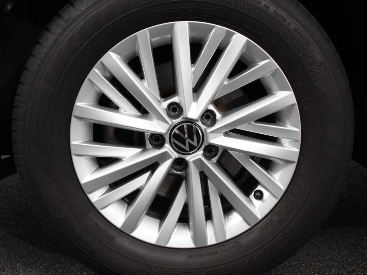 1.5 TSI 150pk DSG Style Team Navigatie Climate Control DAB Adaptieve Cruise control Elektrisch bedienbare achterklep