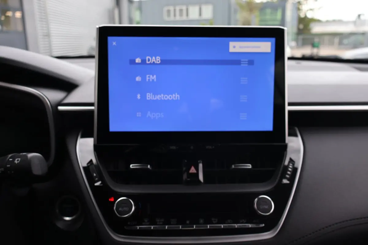 2.0 High Power Hybrid Active 1e Eigenaar | Volledig Onderh | NAP | BTW | Camera | Navi | Carplay | Bots | ACC | DAB | Keyless | Full Led