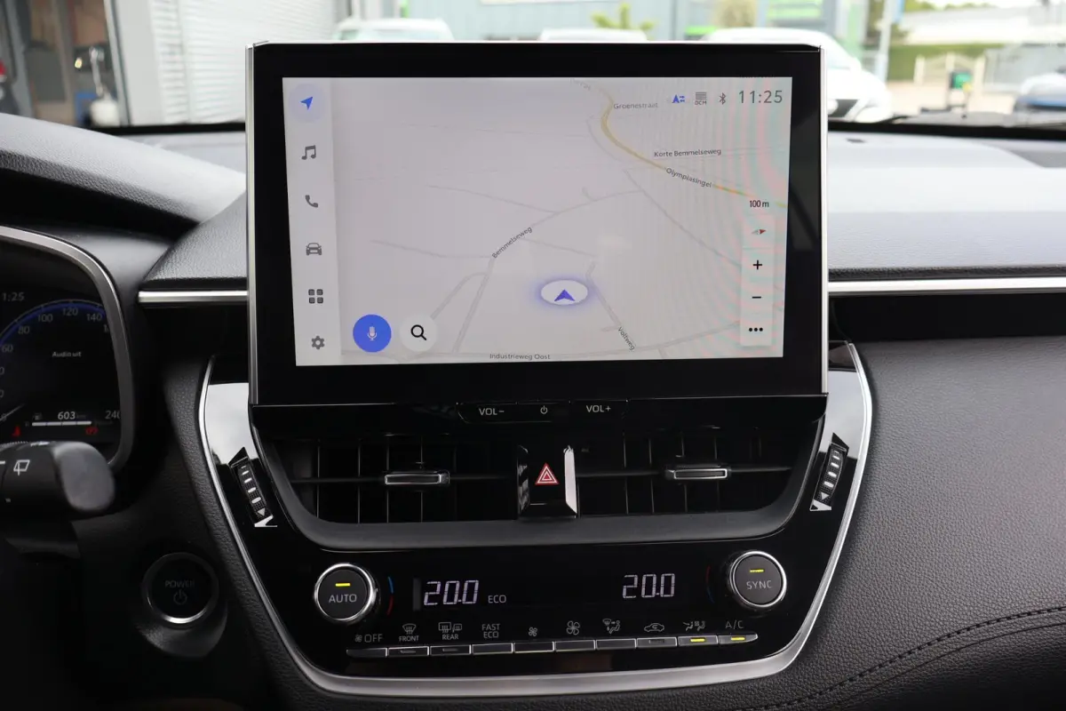 2.0 High Power Hybrid Active 1e Eigenaar | Volledig Onderh | NAP | BTW | Camera | Navi | Carplay | Bots | ACC | DAB | Keyless | Full Led | Hill-Hold