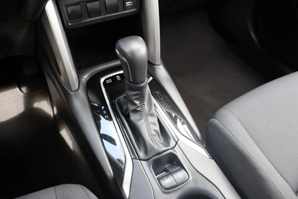 2.0 High Power Hybrid Active 1e Eigenaar | Volledig Onderh | NAP | BTW | Camera | Navi | Carplay | Bots | ACC | DAB | Keyless | Full Led | Hill-Hold