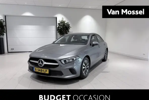 180 Business Solution Airco | Autonomous Emergency Braking | Cruise Control | Keyless Start | LED Koplampen | Lichtmetalen Velgen 16'' | Parkeer Assistent | Parkeersensor Voor en Achter | Re