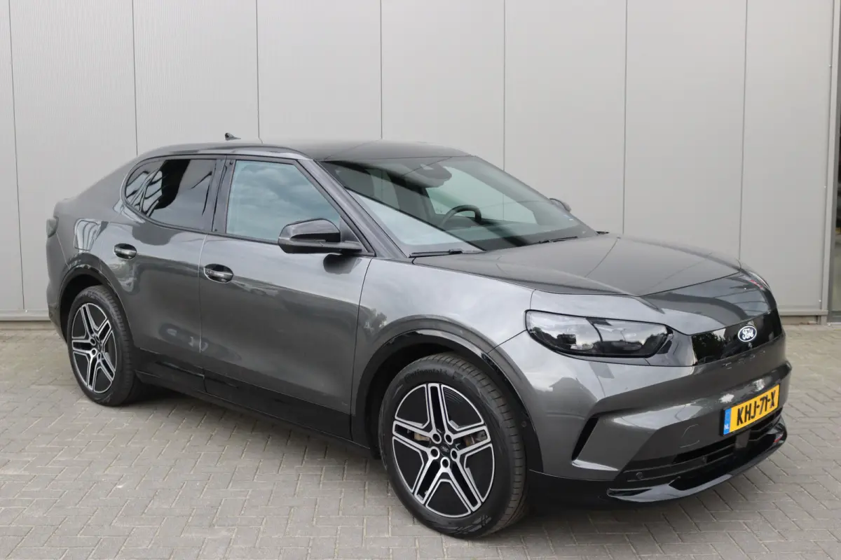Premium Extended Range 340PK AWD 79 kWh Pano-dak/Adaptive-cruise/360camera/Stoelverwaming