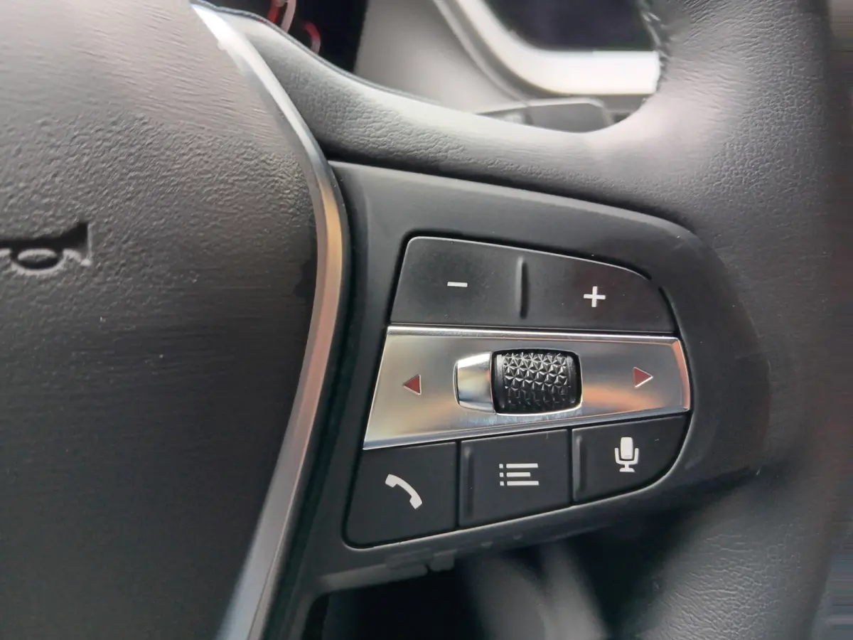 118i 141pk Executive Edition|automaat|carplay|cruise|clima