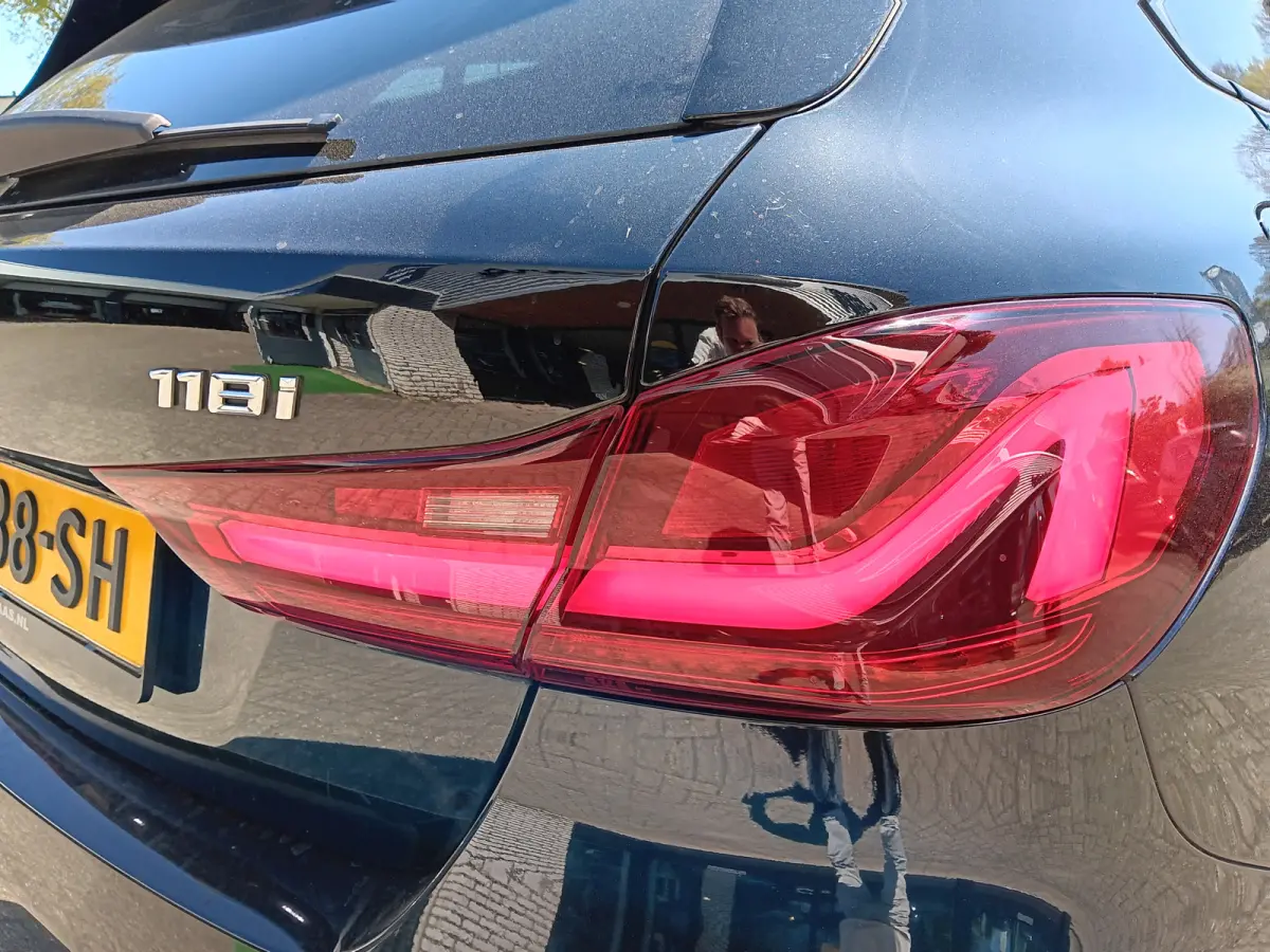 118i 141pk Executive Edition|automaat|carplay|cruise|clima