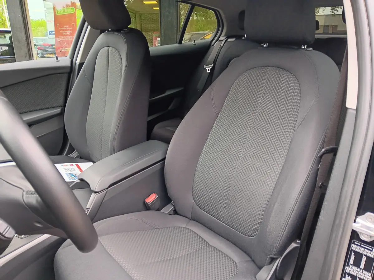 118i 141pk Executive Edition|automaat|carplay|cruise|clima