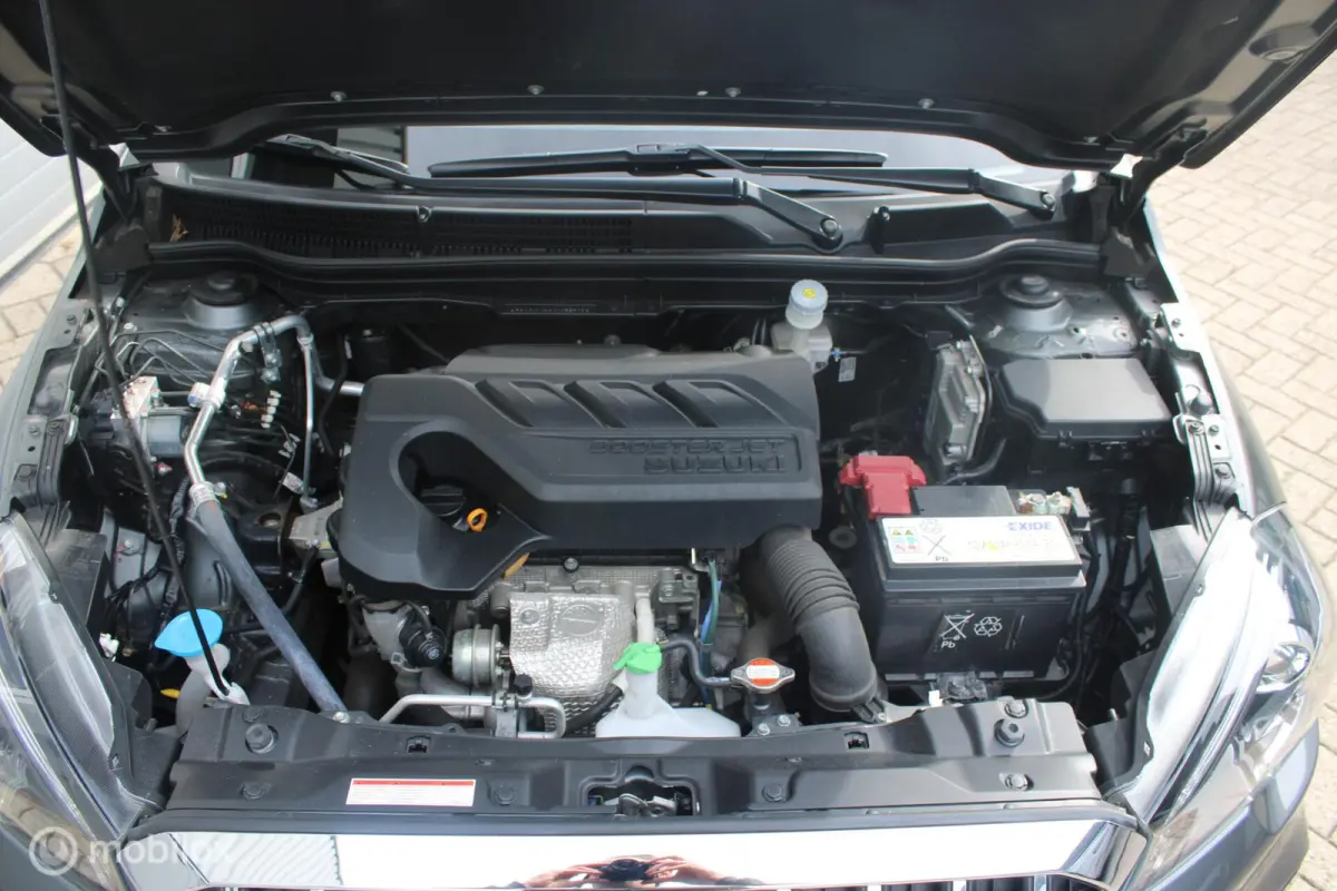 1.0 Boosterjet Exclusive 1e Eig | Boekjes | Stoelverwarming | Navigatie | 5 keer op Voorraad.