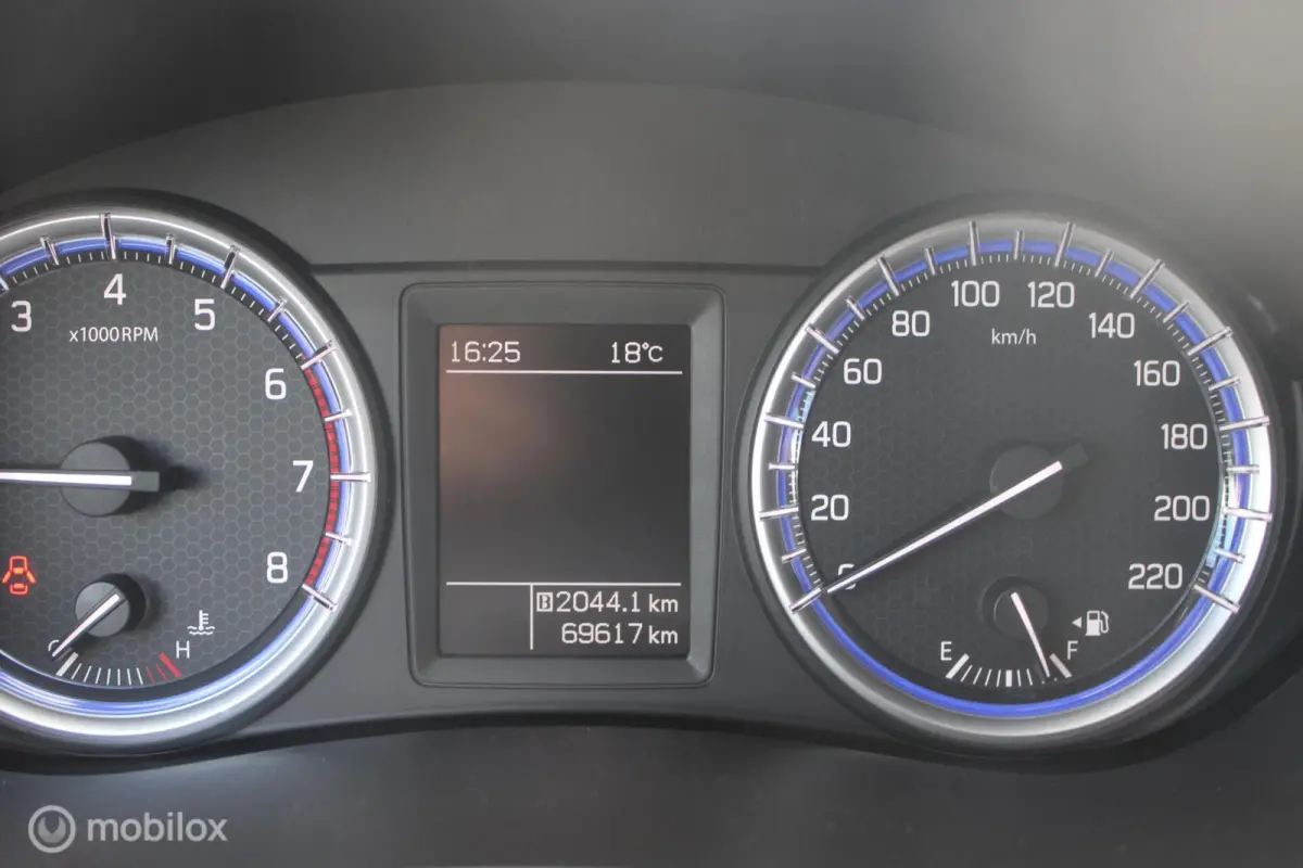 1.0 Boosterjet Exclusive 1e Eig | Boekjes | Stoelverwarming | Navigatie | 5 keer op Voorraad.