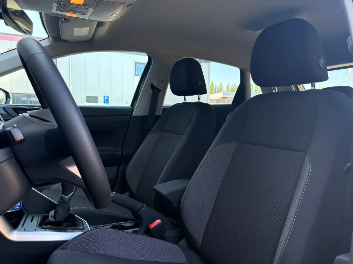 1.0 TSI 95 pk Life Edition | Achteruitrijcamera | Cruise control adaptief | Apple Carplay | Parkeer sensoren V+A |