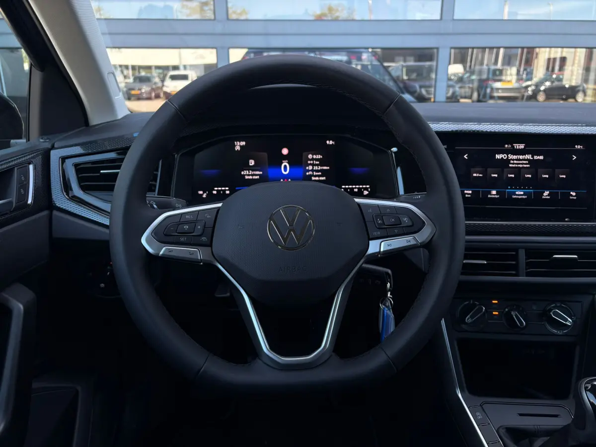 1.0 TSI 95 pk Life Edition | Achteruitrijcamera | Cruise control adaptief | Apple Carplay | Parkeer sensoren V+A |