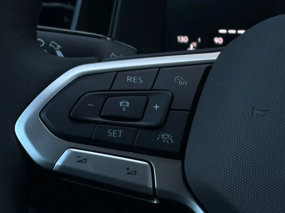 1.0 TSI 95 pk Life Edition | Achteruitrijcamera | Cruise control adaptief | Apple Carplay | Parkeer sensoren V+A |