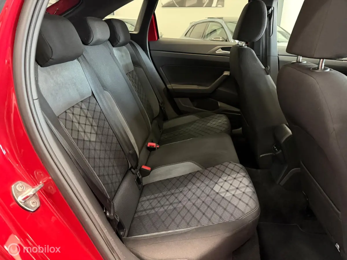 R line 1.0 TSI dsg panorama automaat