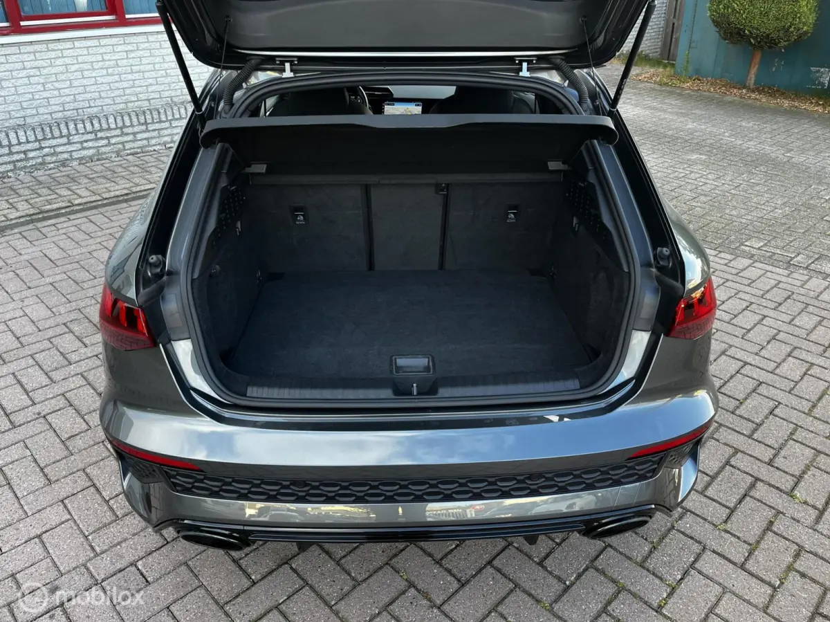 RS 3 2.5 TFSI RS 3 quattro
