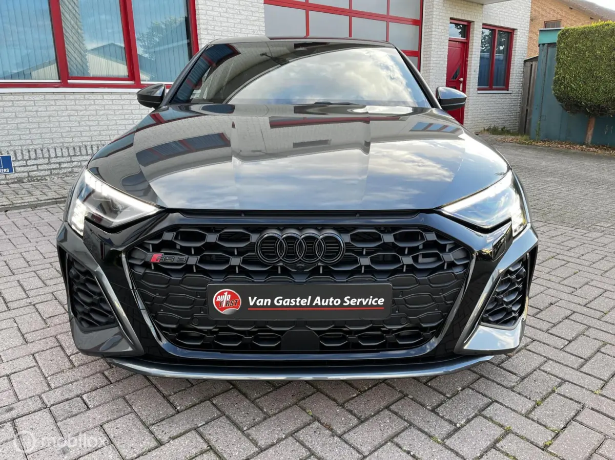 RS 3 2.5 TFSI RS 3 quattro