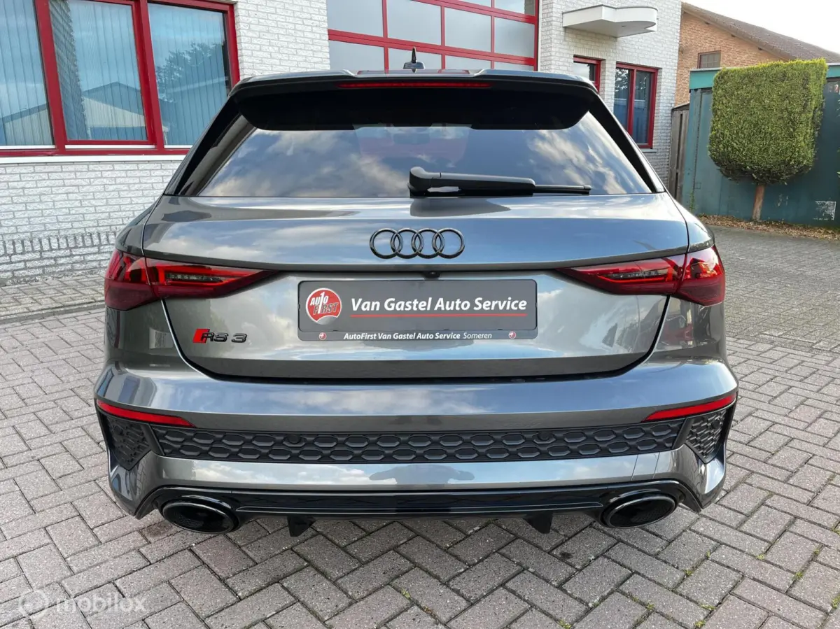 RS 3 2.5 TFSI RS 3 quattro