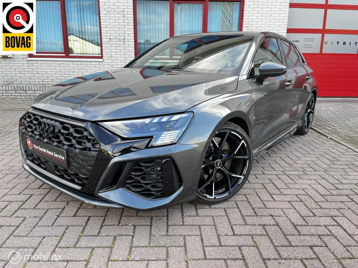 RS 3 2.5 TFSI RS 3 quattro