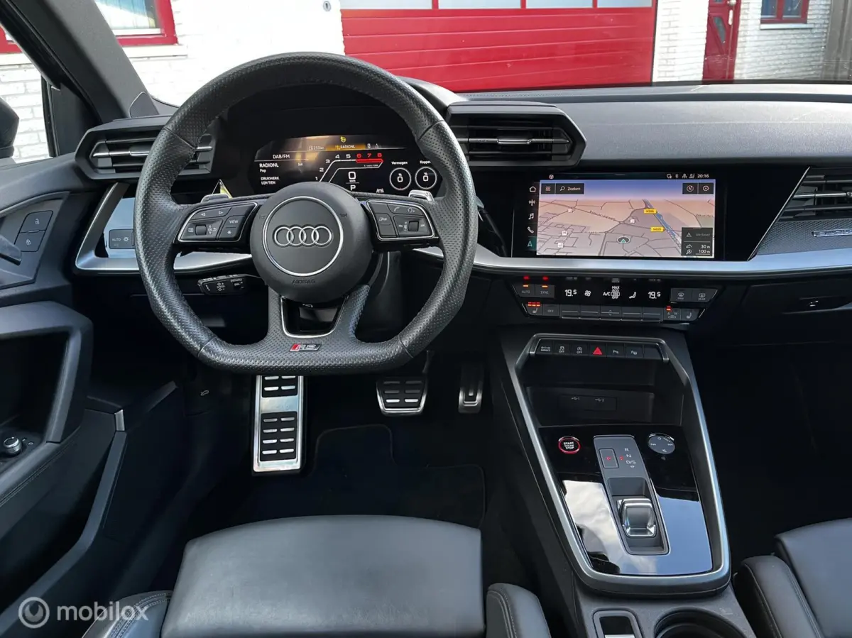 RS 3 2.5 TFSI RS 3 quattro