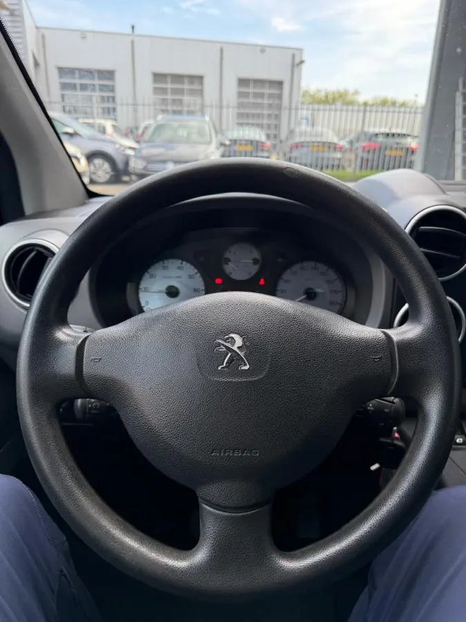 1.2 Benzine Trekhaak Nieuwe Riem Camera CarPlay clip