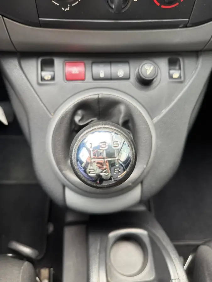 1.2 Benzine Trekhaak Nieuwe Riem Camera CarPlay clip