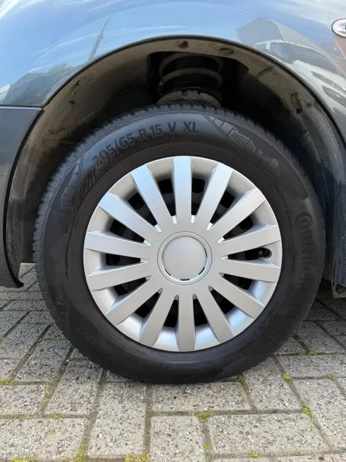 1.2 Benzine Trekhaak Nieuwe Riem Camera CarPlay clip
