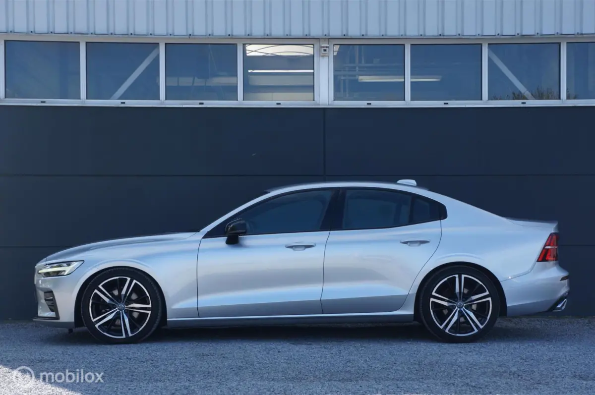 2.0 T4 R-Design Aut Navi Ad.Cruise Apple/Android !