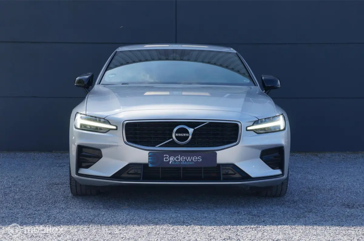 2.0 T4 R-Design Aut Navi Ad.Cruise Apple/Android !