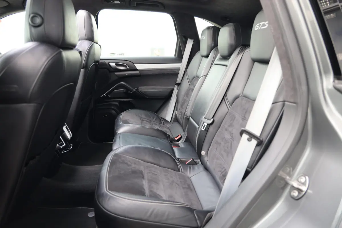 3.6 GTS|Panoramadak|Bose|Sportchrono|Navi|Camera|Stoelverwarming Voor/Achter|Verwarmd Stuurwiel|Elek. Stoelen|LED|